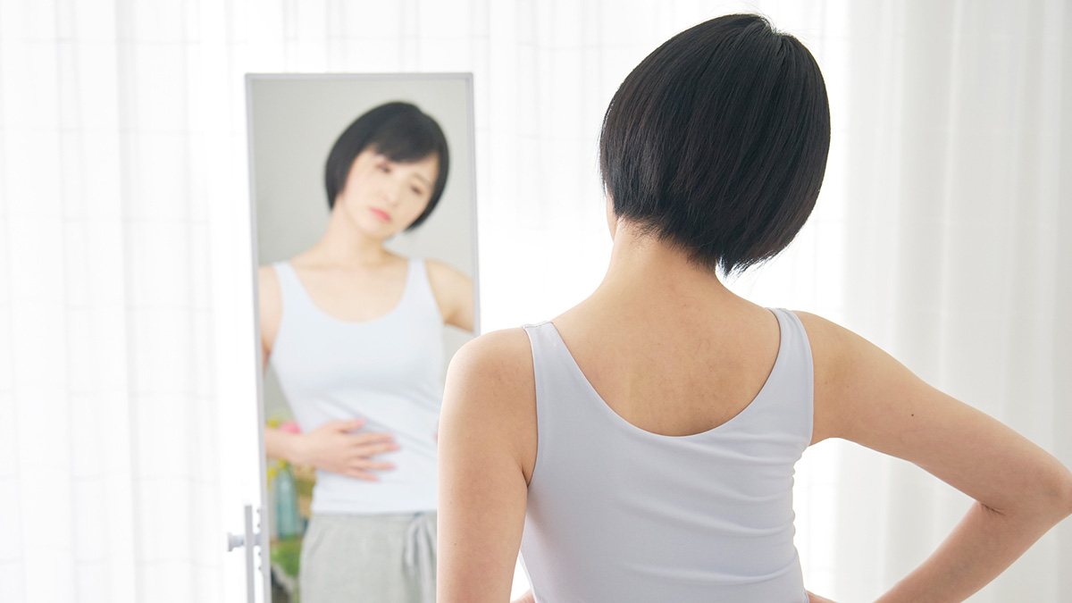 女性